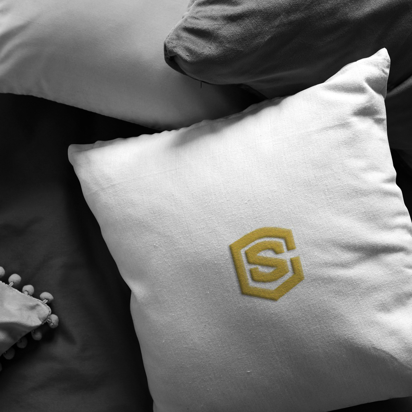 WHITE PILLOW GOLD LOGO
