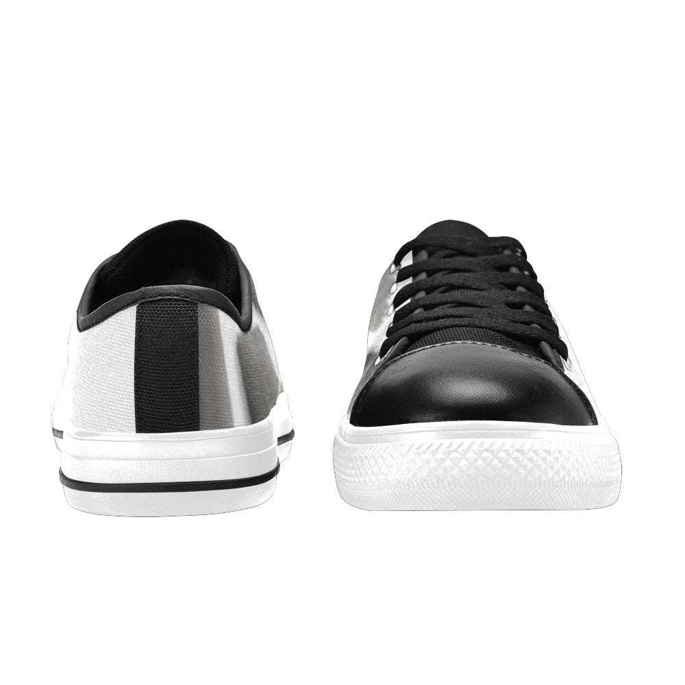 Silver logo Men's Classic Canvas Shoes (Model 018)